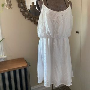 White Swiss Dot Embroidered summer dress. NWOT